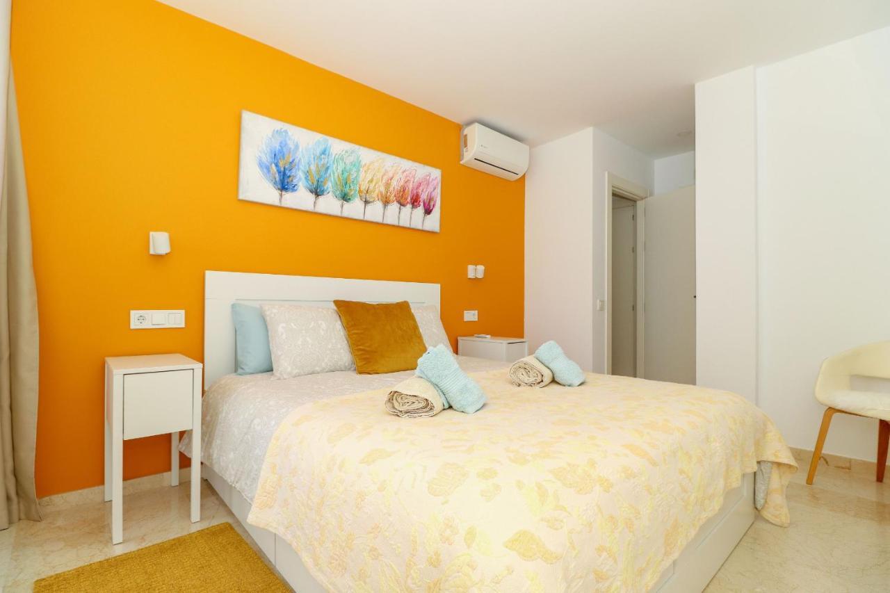 Penthouse With Panoramic Views - Puerto Marina Appartement Benalmádena Buitenkant foto