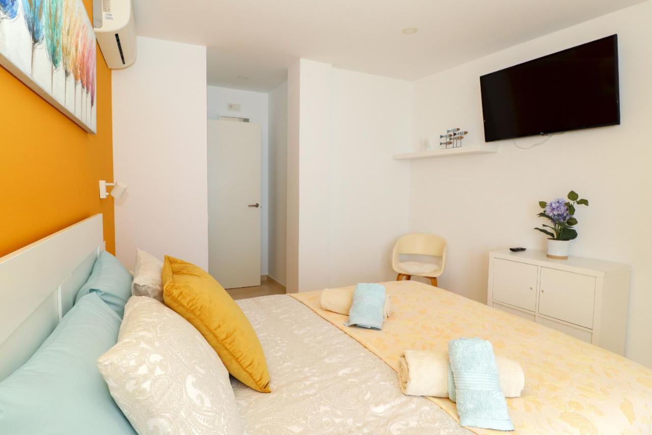 Penthouse With Panoramic Views - Puerto Marina Appartement Benalmádena Buitenkant foto