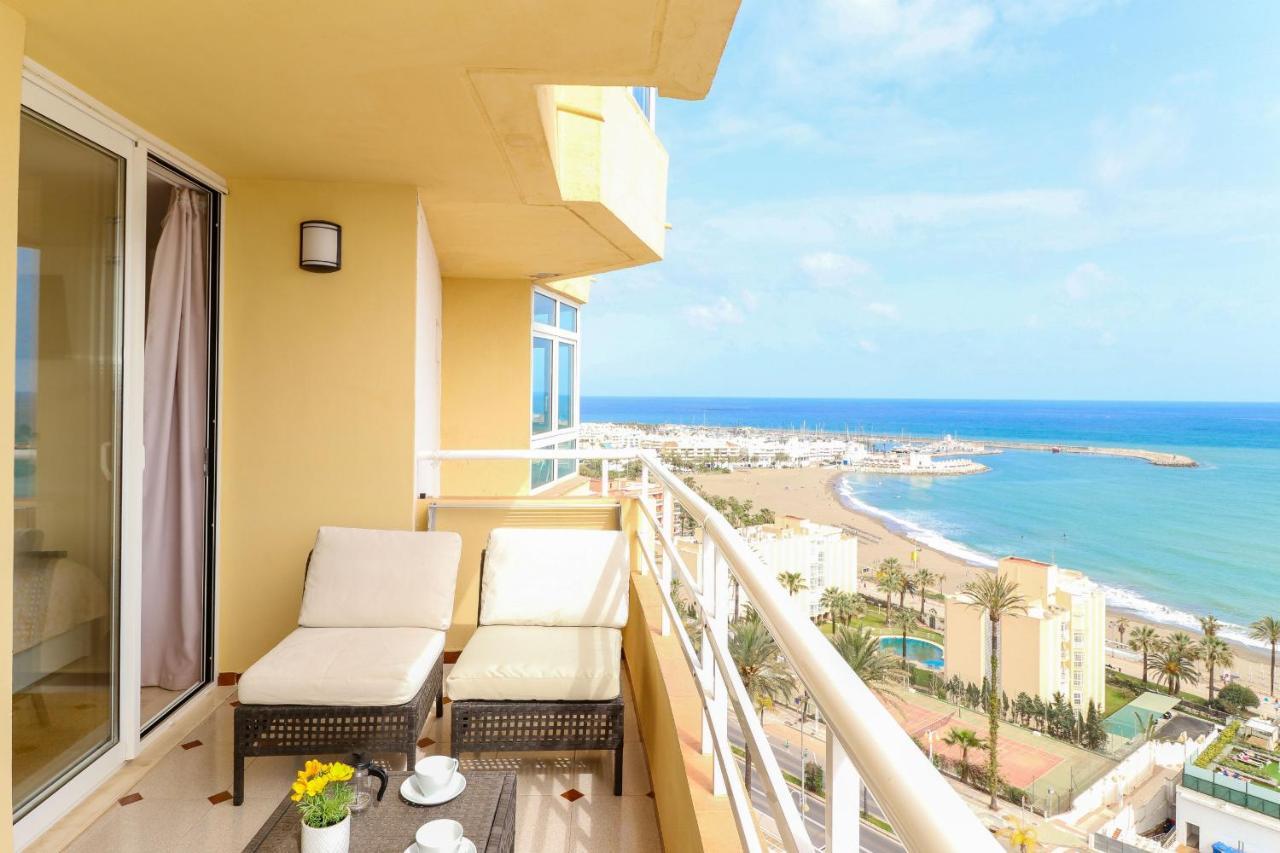 Penthouse With Panoramic Views - Puerto Marina Appartement Benalmádena Buitenkant foto