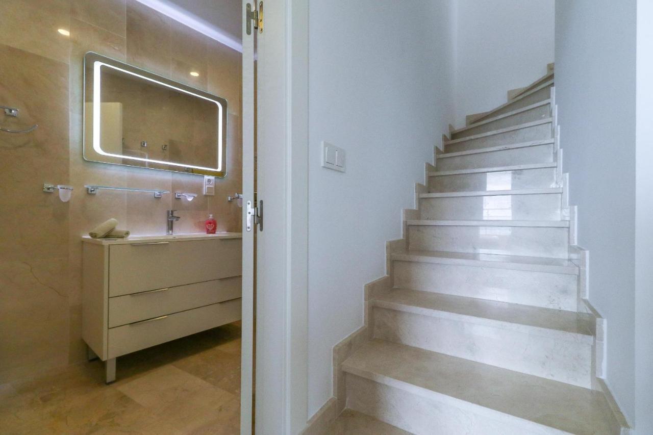 Penthouse With Panoramic Views - Puerto Marina Appartement Benalmádena Buitenkant foto