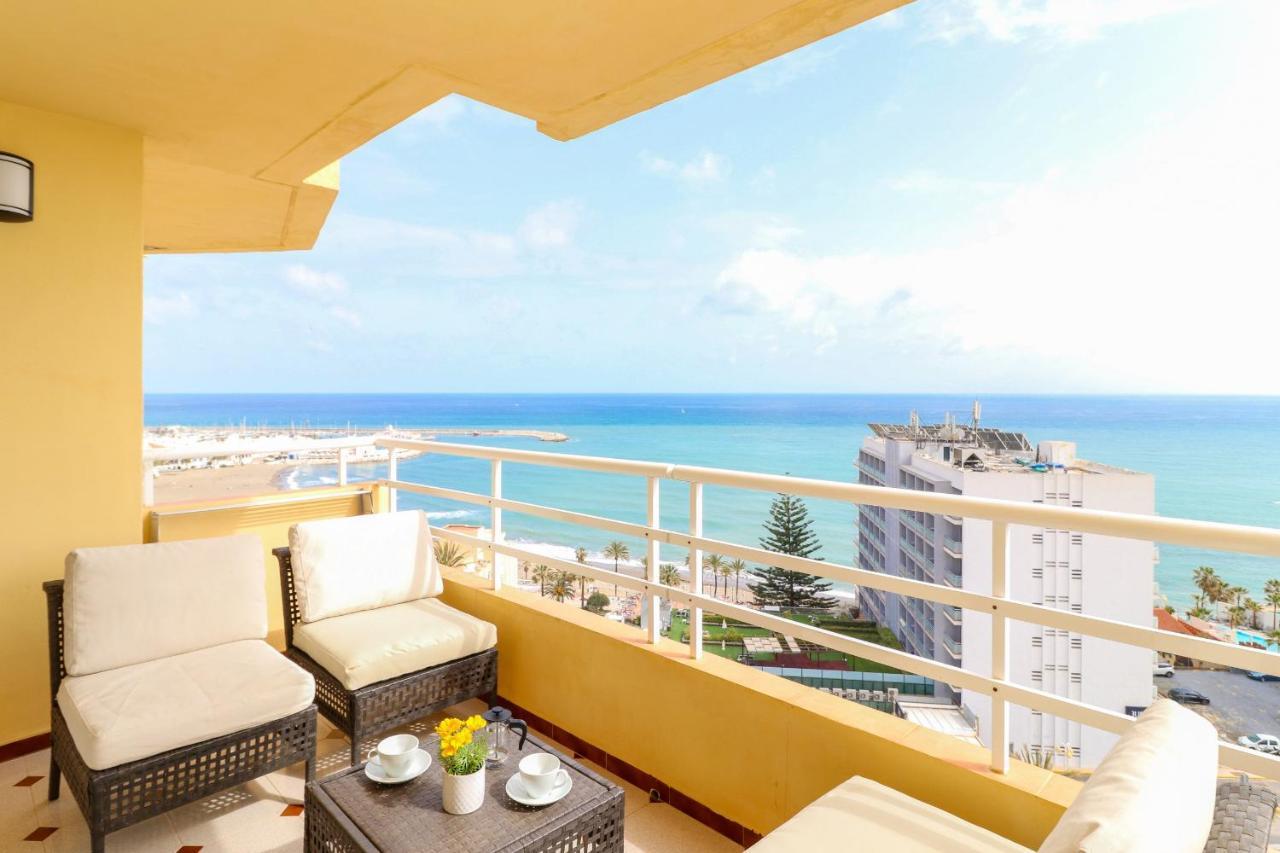 Penthouse With Panoramic Views - Puerto Marina Appartement Benalmádena Buitenkant foto