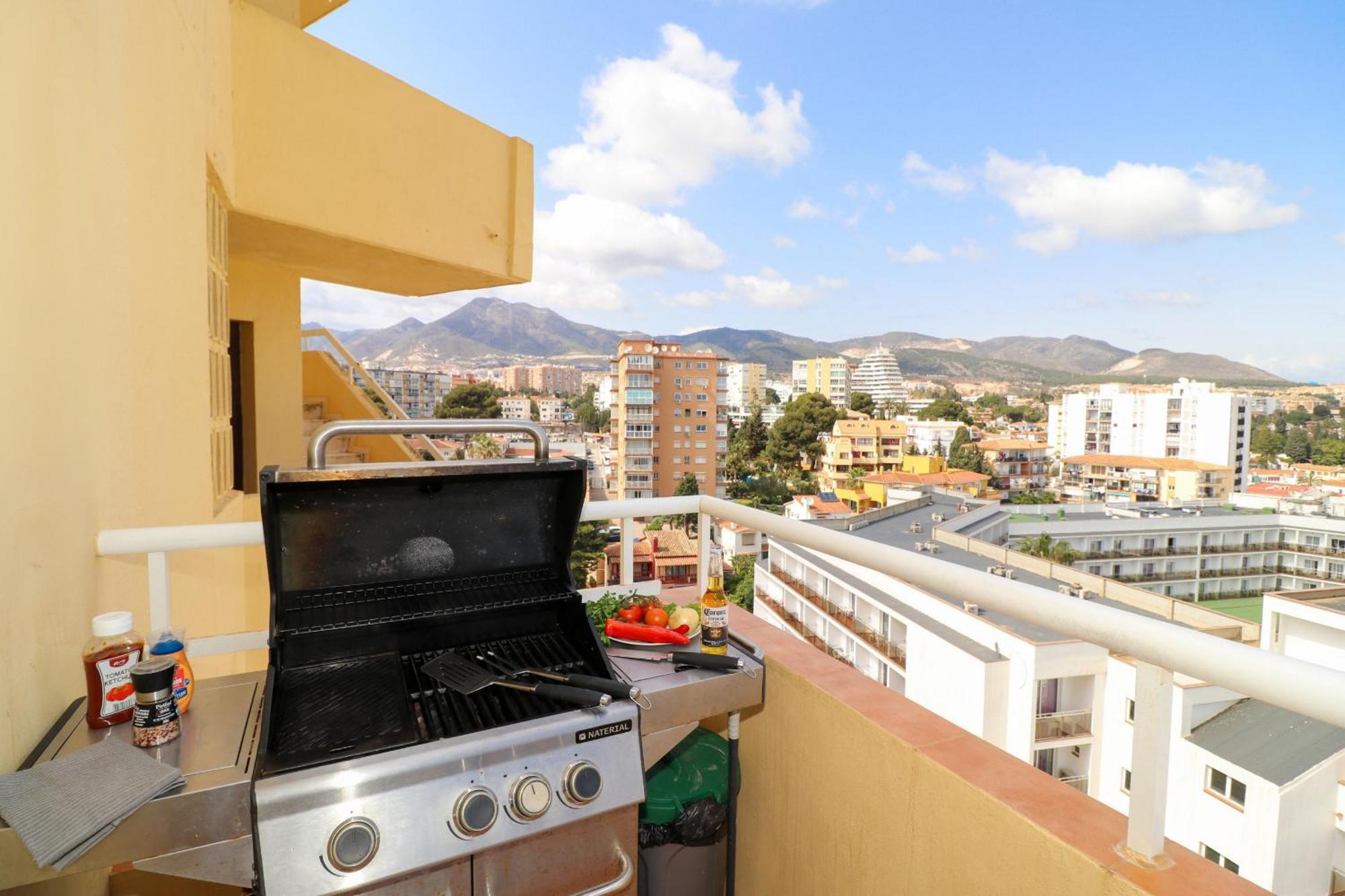Penthouse With Panoramic Views - Puerto Marina Appartement Benalmádena Buitenkant foto